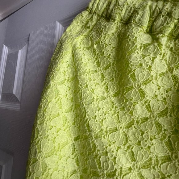 Lace Wide-Leg Pants - Picture 4 of 16